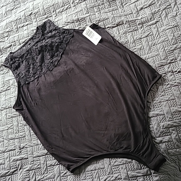 torrid Tops - Brand new with tags, torrid supersoft lace sweetheart bodysuit.